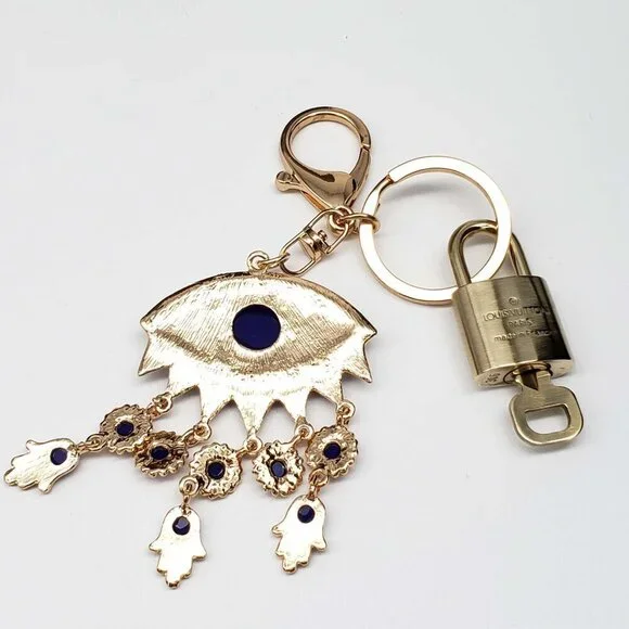 Authentic Louis Vuitton Lock & Key with unbranded Bagcharm, Keycharm 120925 - Picture 5 of 9